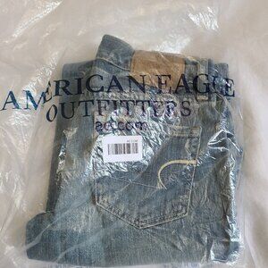 NWT AMERICAN EAGLE VINTAGE JEANS